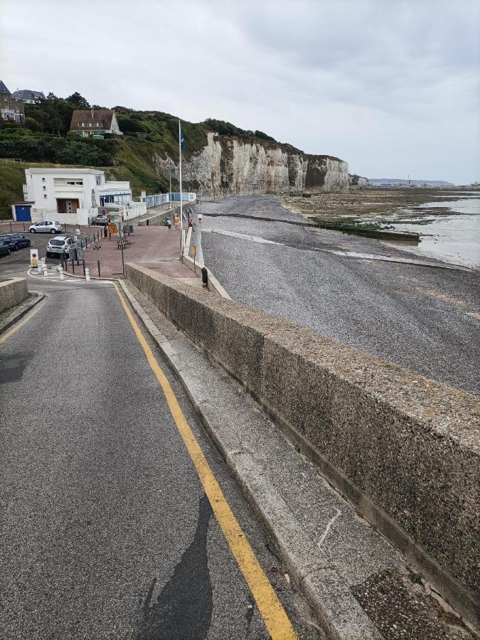 Agreable Maison 3* En Bord De Mer Dieppe Exterior foto