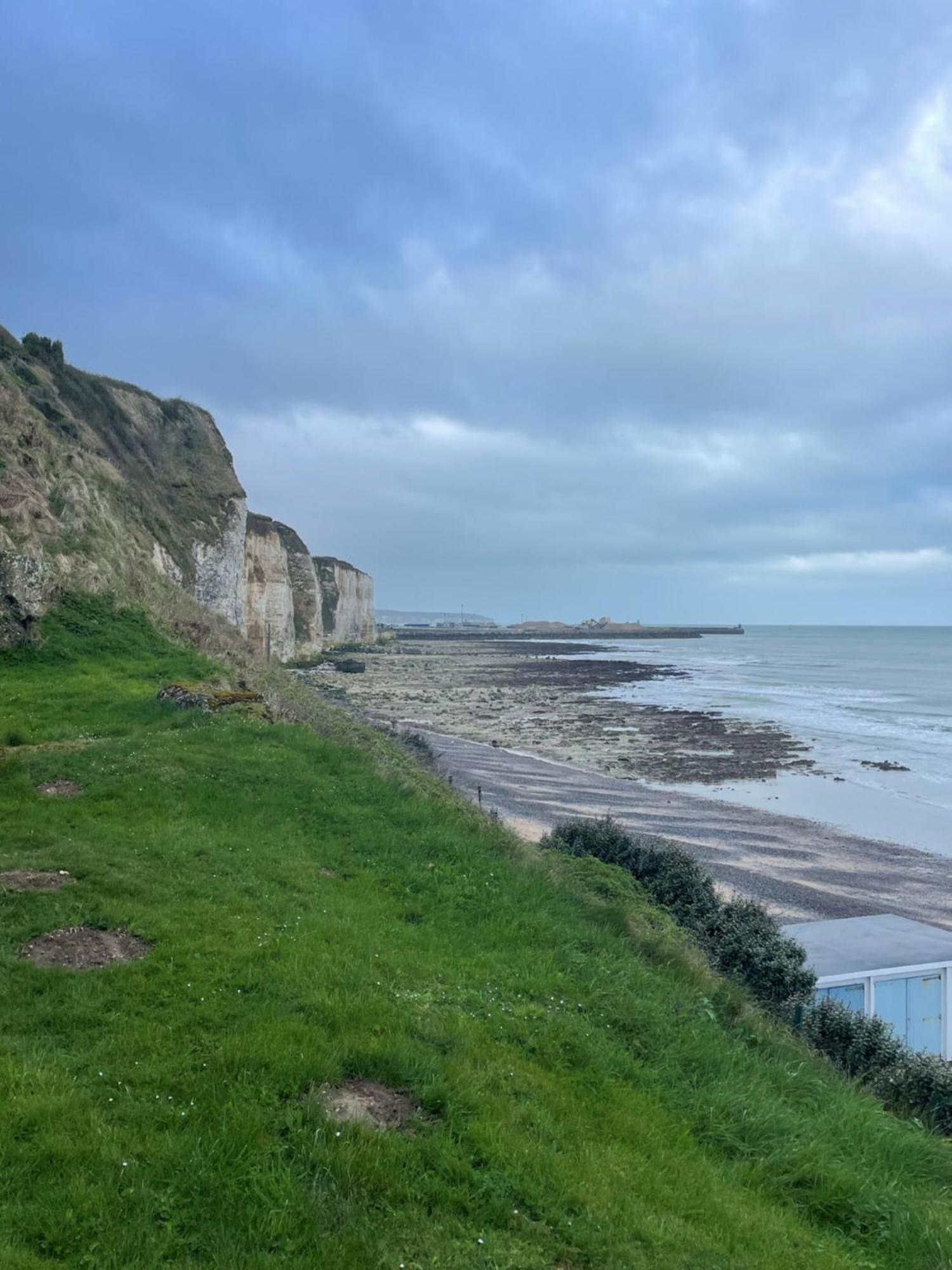 Agreable Maison 3* En Bord De Mer Dieppe Exterior foto